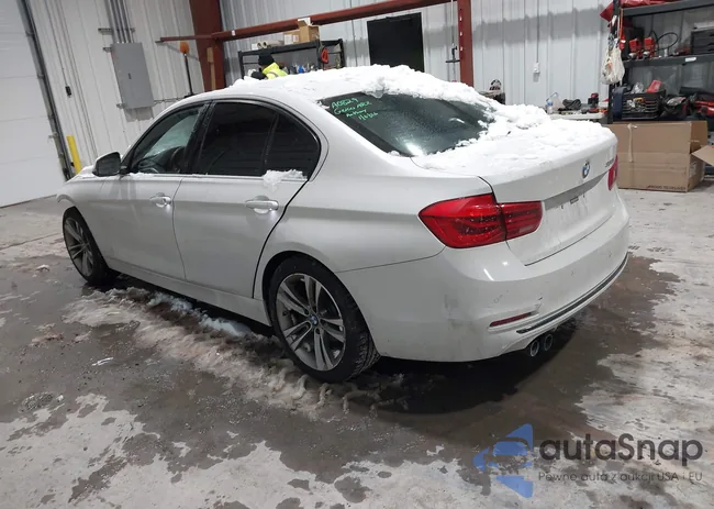 WBA8B9C31HK885054: 44151579