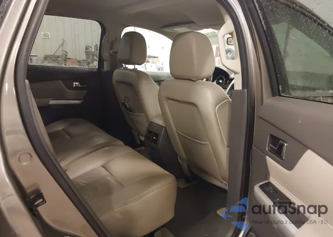 2FMDK4KC2DBB07772: 44151593