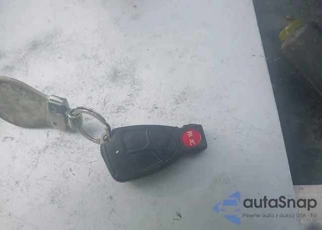 WDBPJ78J11A017661: 44151638