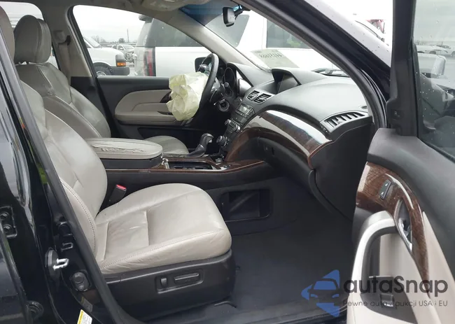 2HNYD2H56BH522725: 44151668