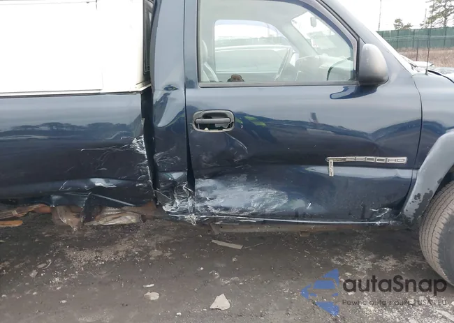 1GTHK24U75E226598: 44151855