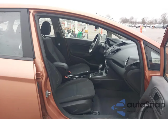 3FADP4BJ2HM131939: 44151886