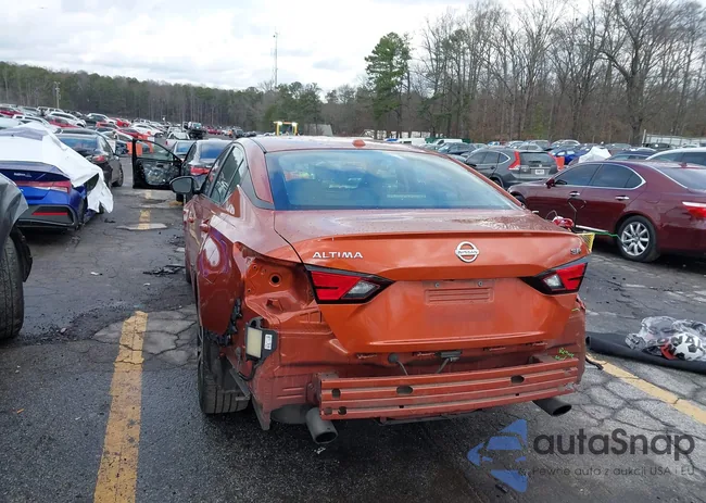 1N4BL4CVXKC215679: 44151927