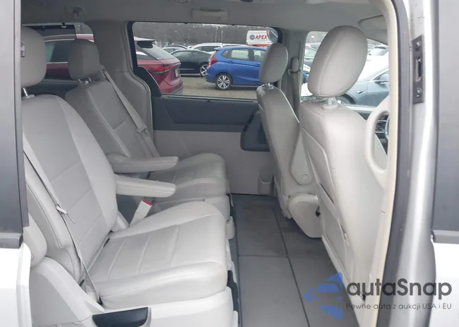 2D8HN54P98R829225: 44151949