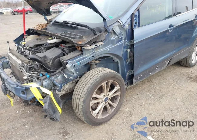 1FMCU9HD9JUB66827: 44151971