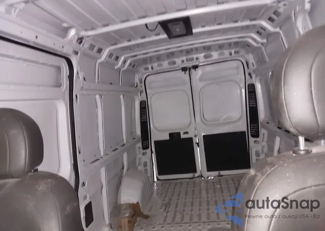 3C6MRVHG7SE548391: 44151973