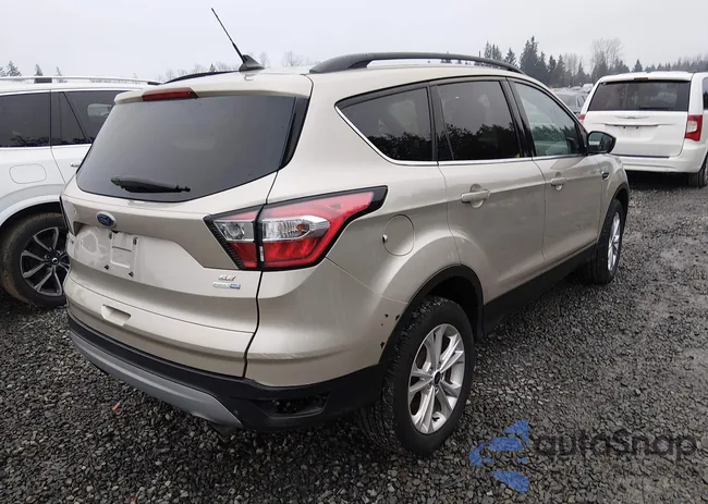 1FMCU9GD6JUC69141: 44152025