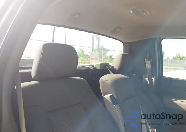 1FTRF12W79KB81743: 44152027