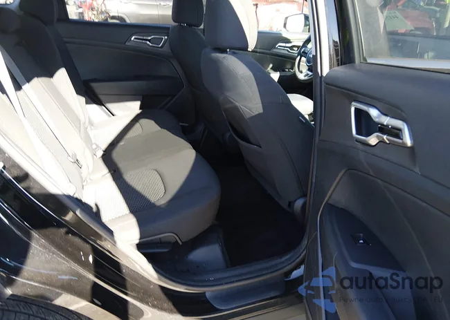 KNDPU3DF2R7213457: 44152036