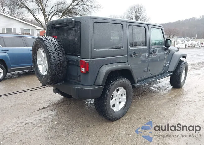 1C4BJWDG9HL590077: 44151126