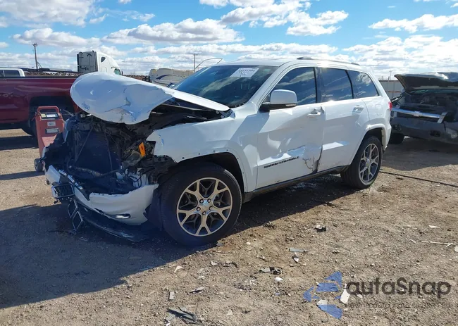 1C4RJFBG2JC129911: 44151304