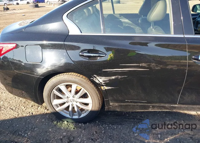 JN1EV7AR2HM832024: 44151308