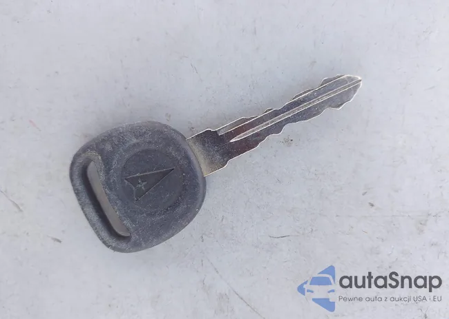 1G2NF52T1YM885357: 44151365