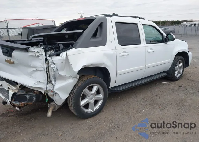 3GNFK12318G187331: 44151404