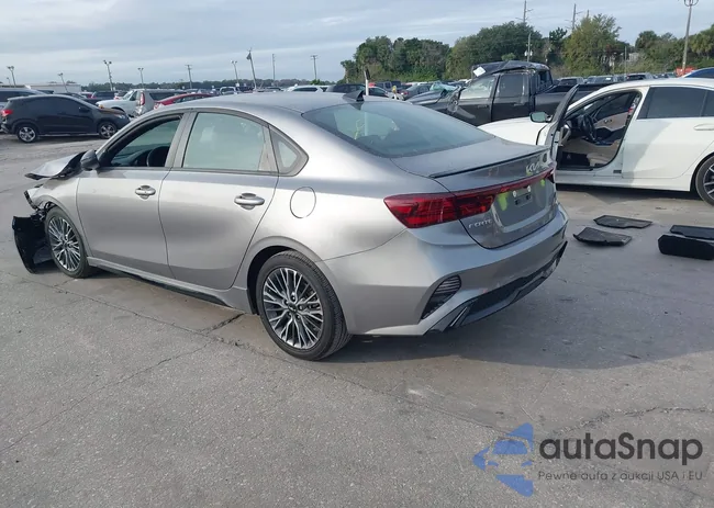 3KPF54AD3RE828455: 44151406