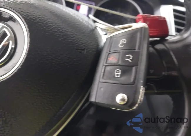 3VV2B7AX0JM089799: 44151453