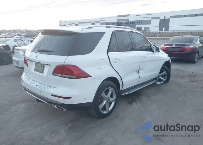 4JGDA5JB1HA923570: 44152487