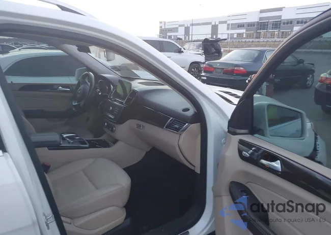 4JGDA5JB1HA923570: 44152487