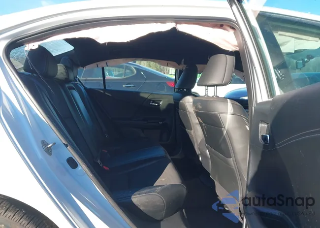 1HGCR2F54GA149213: 44152582