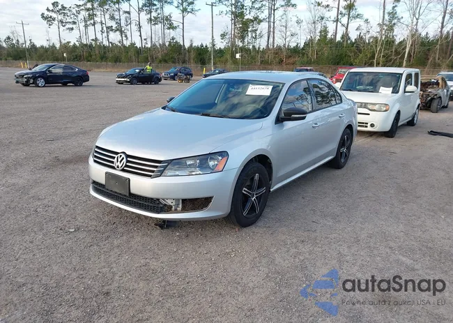 1VWAS7A37FC049653: 44152678