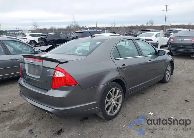 3FAHP0HA2CR101787: 44152702