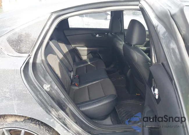 3KPF34AD3ME379082: 44152846