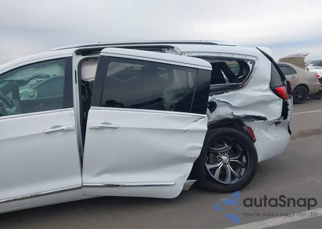 2C4RC1GG3LR101289: 44152868