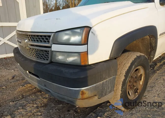 1GCHC29U55E256222: 44152879