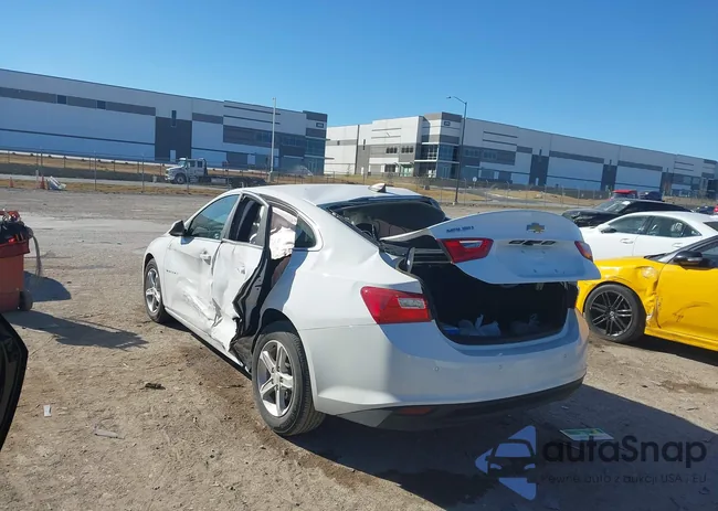 1G1ZC5ST8LF131352: 44152894