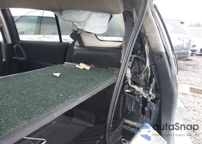 JM1CW2CL5C0138165: 44152926