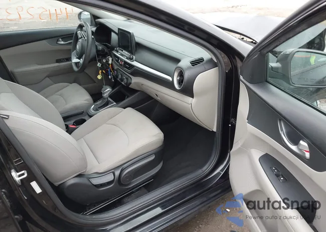 3KPF24AD7LE183776: 44152933