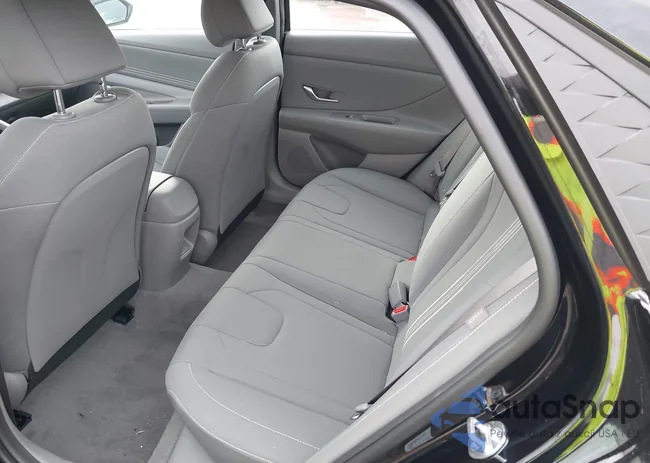 KMHLM4DGXTU117917: 44152979