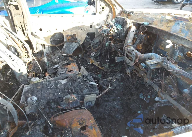 3GTU1NER9JG247372: 44153017