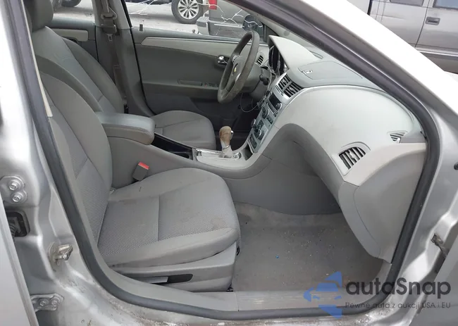 1G1ZB5E00CF245530: 44152258