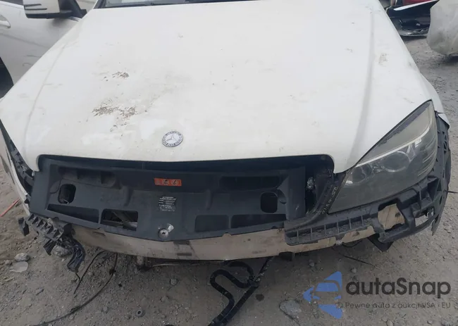 WDDGF8BB3BR142048: 44152362