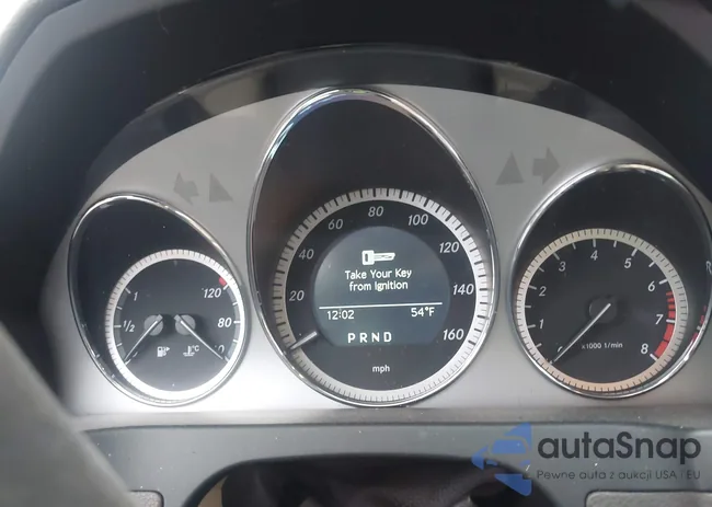 WDDGF8BB3BR142048: 44152362