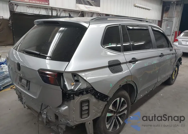 3VVRB7AX8RM204630: 44152462