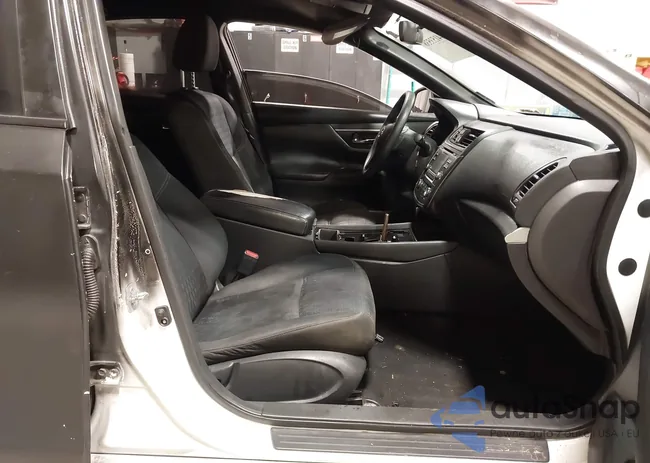 1N4AL3AP6HN304088: 44153538