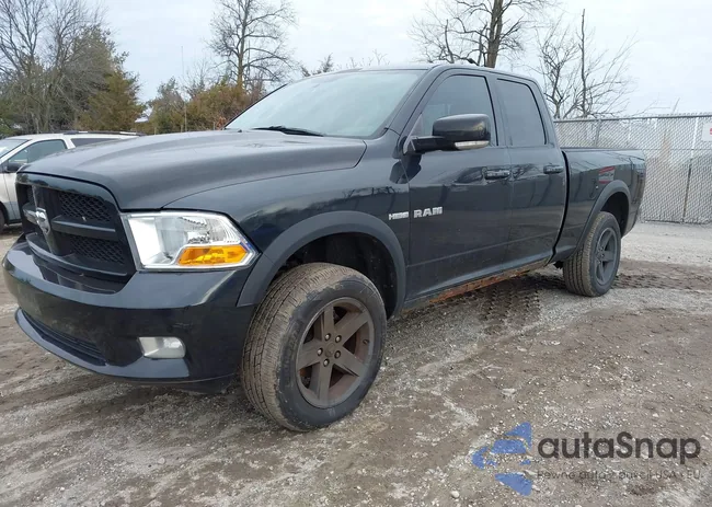 1D3HV18T59S821211: 44153659