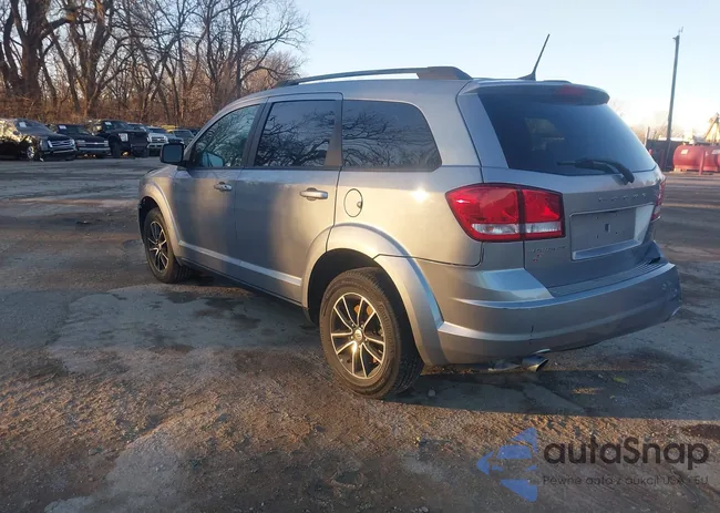 3C4PDDAG8JT431275: 44153677