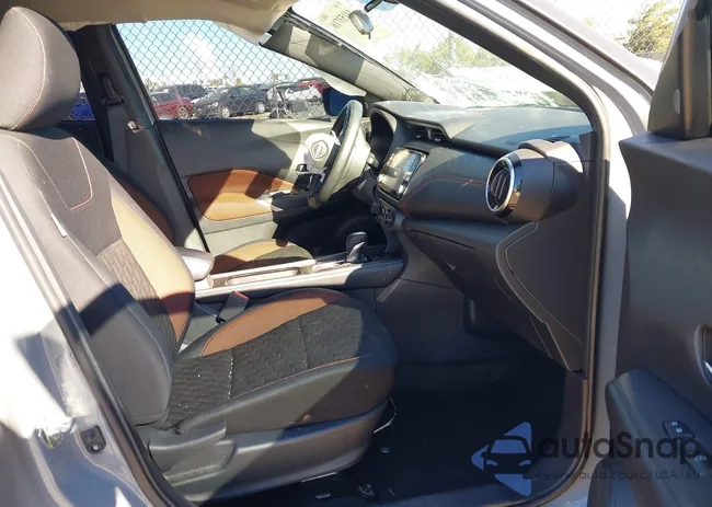 3N1CP5DV6PL523356: 44153716