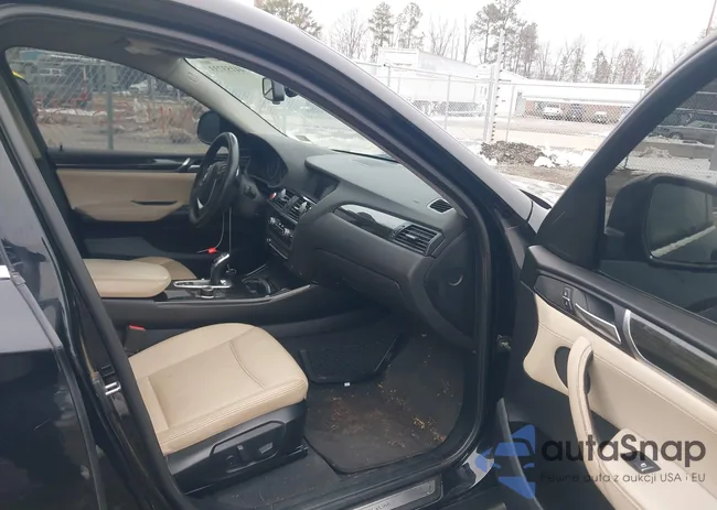 5UXXW3C5XG0R22709: 44153733