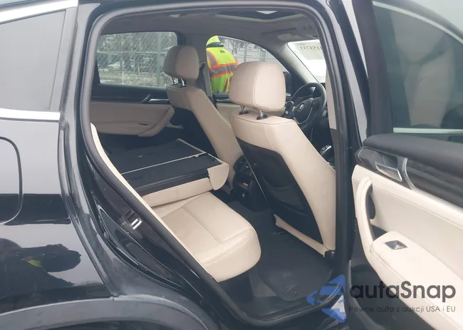 5UXXW3C5XG0R22709: 44153733