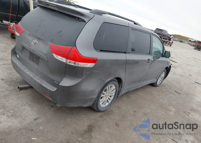 5TDYK3DC0BS168465: 44153759