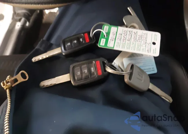 1HGCR2F52GA062913: 44153765