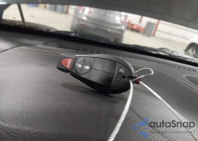 1C4PJMCSXFW564616: 44153811