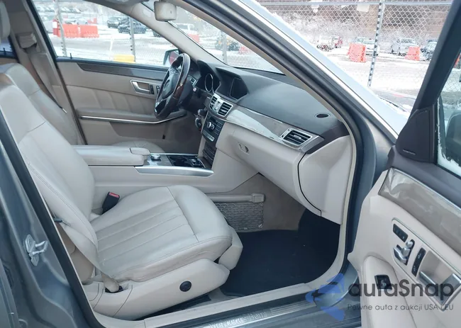 WDDHF8JB6EA917676: 44153843