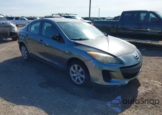 JM1BL1U70D1752939: 44153911