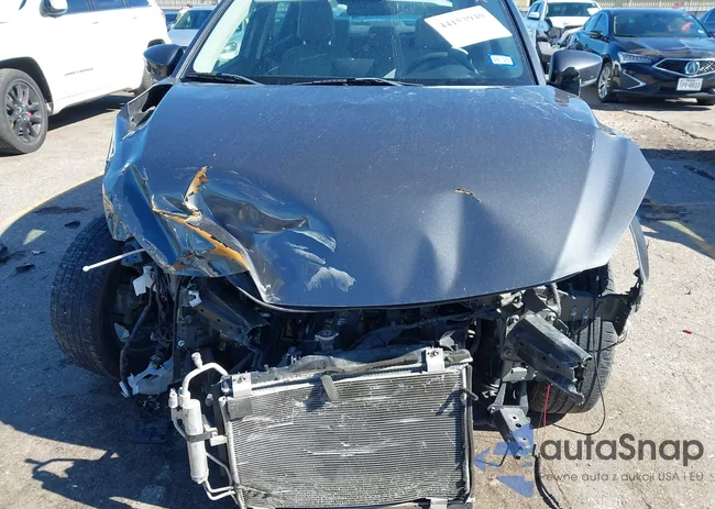 3MYDLBYV6KY524073: 44153940