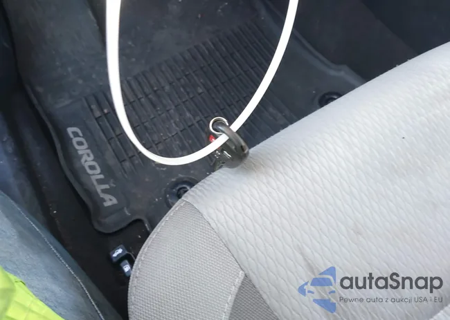 2T1BURHE9JC120694: 44153983